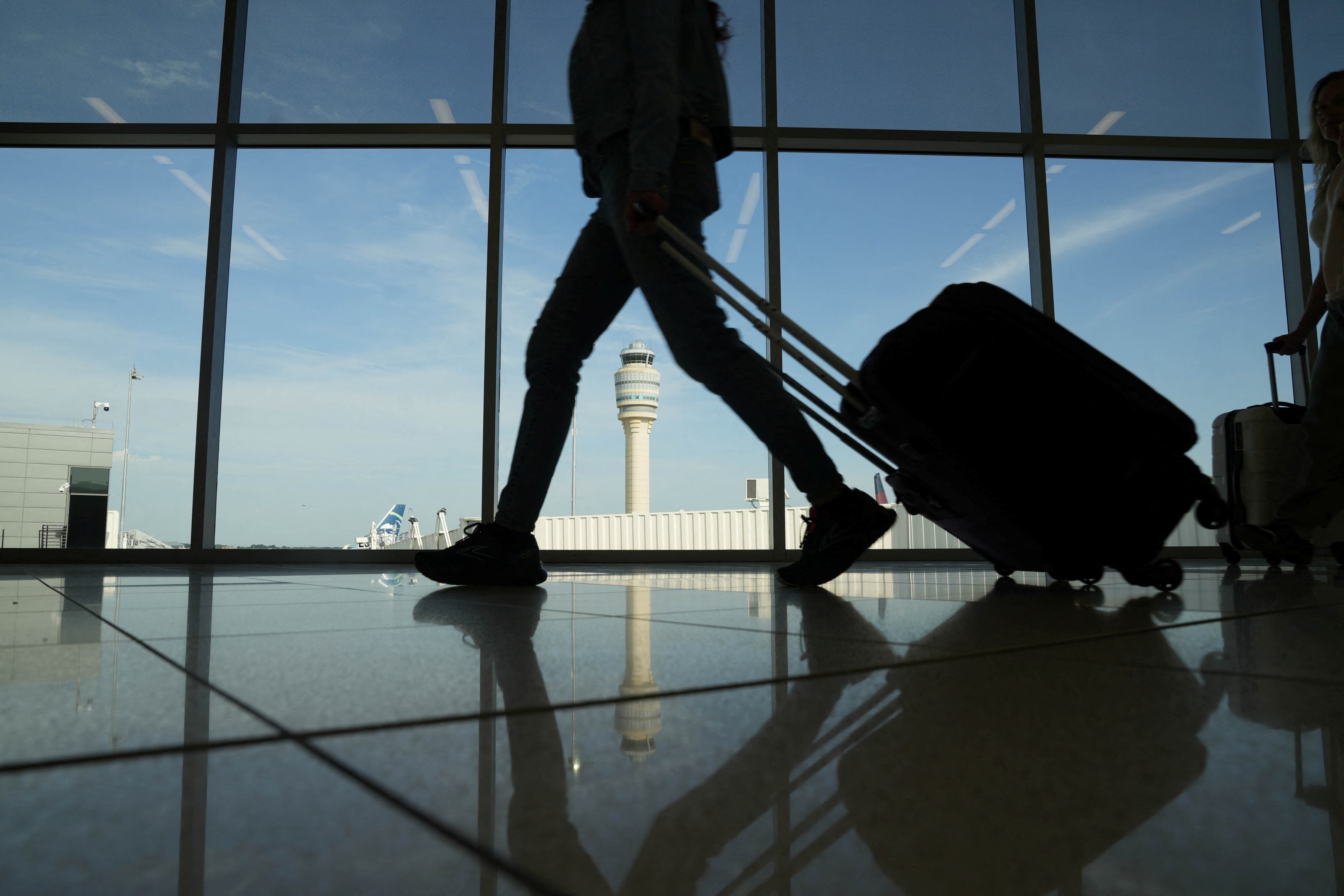 Crystal Londonio denuncia el impacto emocional en su hija por la incertidumbre en torno a la detención de su padre. (REUTERS/Megan Varner)