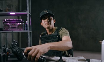 Allen Sámano - "Doña Petra".