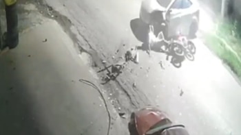 Excesiva velocidad provoca fuerte accidente de tránsito y deja cinco lesionados en El Salvador