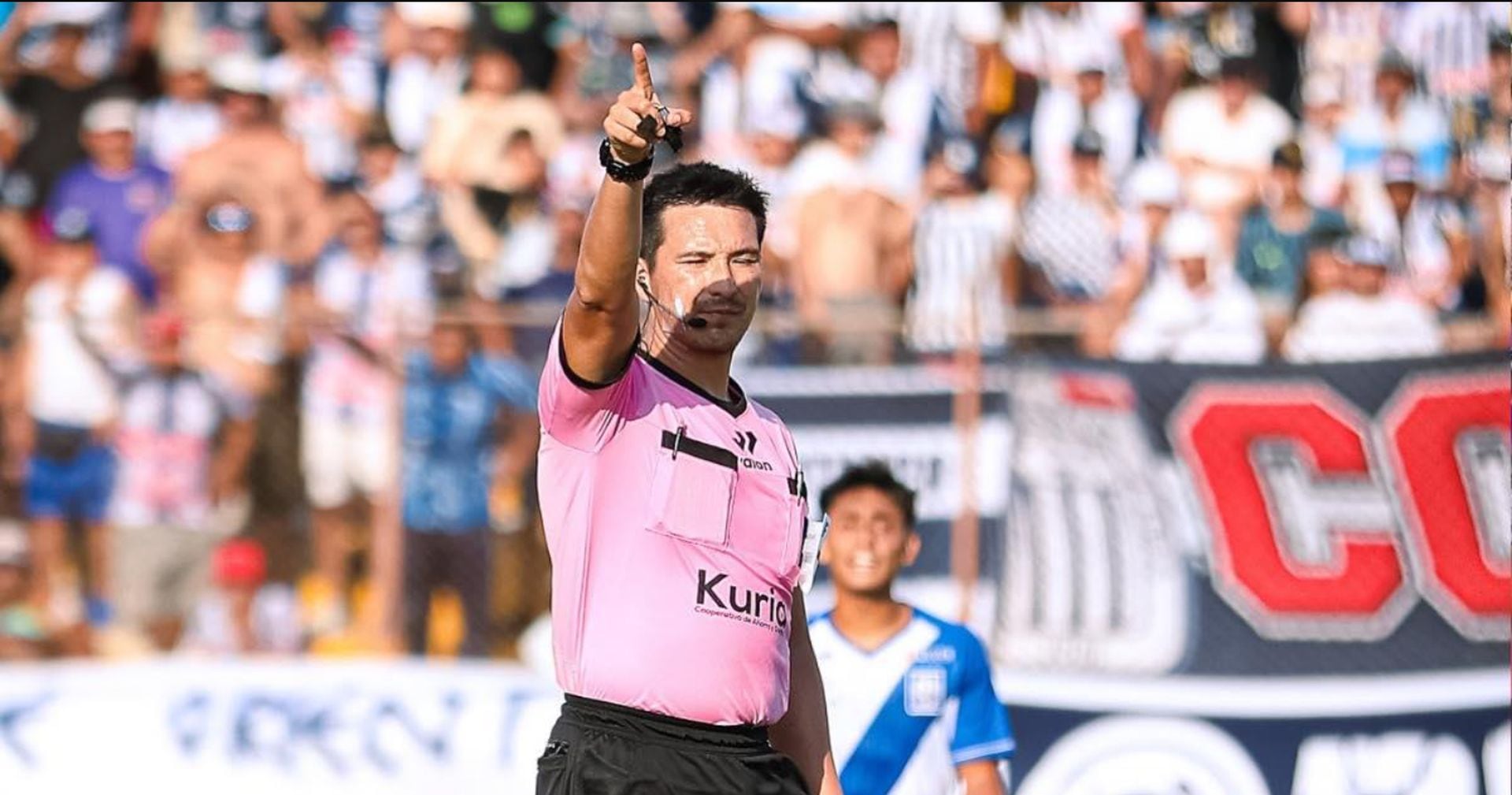 Los árbitros designados por la CONAR para la fecha 2 del Torneo Clausura de la Liga 1 2026