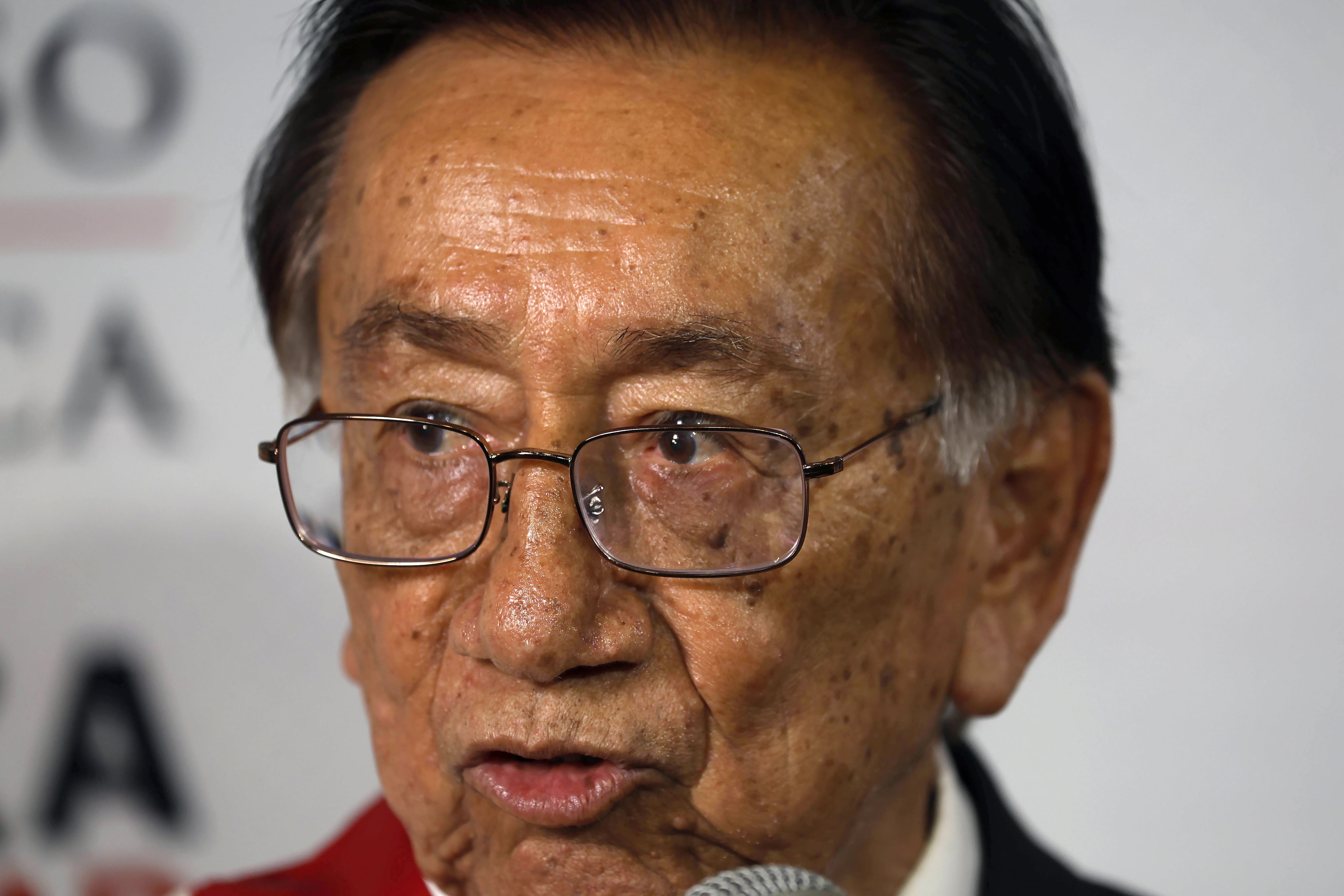 Fotografía de archivo, tomada el pasado 19 de febrero, del presidente interino de Perú, José María Balcázar, al atender a la prensa, en Lima (Perú). EFE/STR