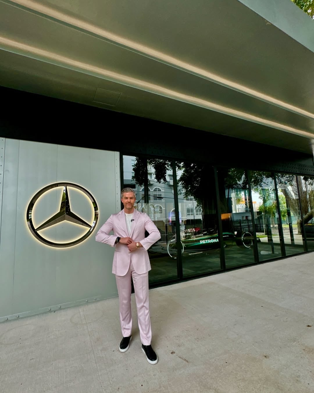 Ryan Serhant es conocido en el sector inmobiliario y por sus programas que se emiten por Netflix. (Foto: Instagram/@ryanserhant)