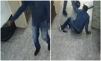 Grupo de delincuentes disfrazados de policías asaltó una joyería en el centro de Bogotá y escapó con más de 100 millones de pesos en joyas - crédito captura de pantalla Noticias Caracol/X
