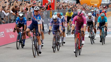 Giro de Italia: Tim Merlier le gana el duelo a Fernando Gaviria y Juan Sebastián Molano en la Etapa 18