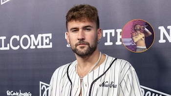 Dani Fernández se cae durante su concierto en València y regresa al escenario con un cabestrillo y una brecha en la cabeza: “No quería pensar que os he dejado con el show a medias”