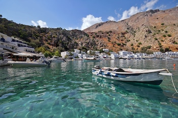 El puerto de Loutro, Creta