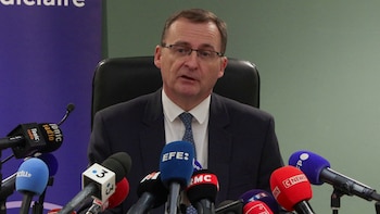 Macron pide calma tras la