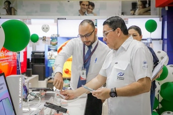 El 60% de los hogares salvadoreños planea celebrar el Día del Padre, el nivel más alto en cuatro años, según la Defensoría del Consumidor. (Foto: Secretaría de Prensa de la Presidencia)