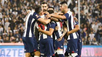 Alianza Lima venció 6-1 a
