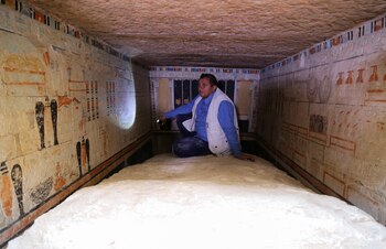 Egyptian archaeologist speaks inside the