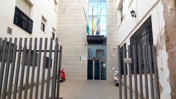 El caso del bebé que murió hace un año en Linares (Jaén) olvidado en un coche sigue pendiente de recursos