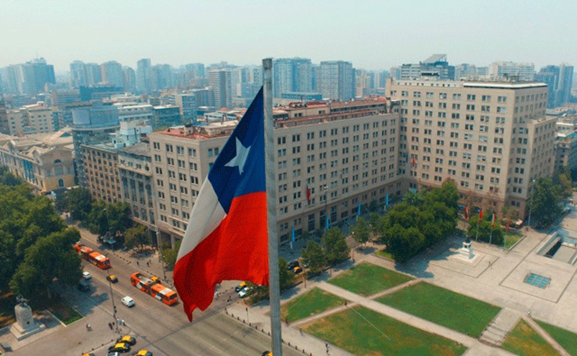 En Chile se dio un proceso de semibancarización, mediante la emisión de las denominadas tarjetas de casa propia (Foto: Europa Press)