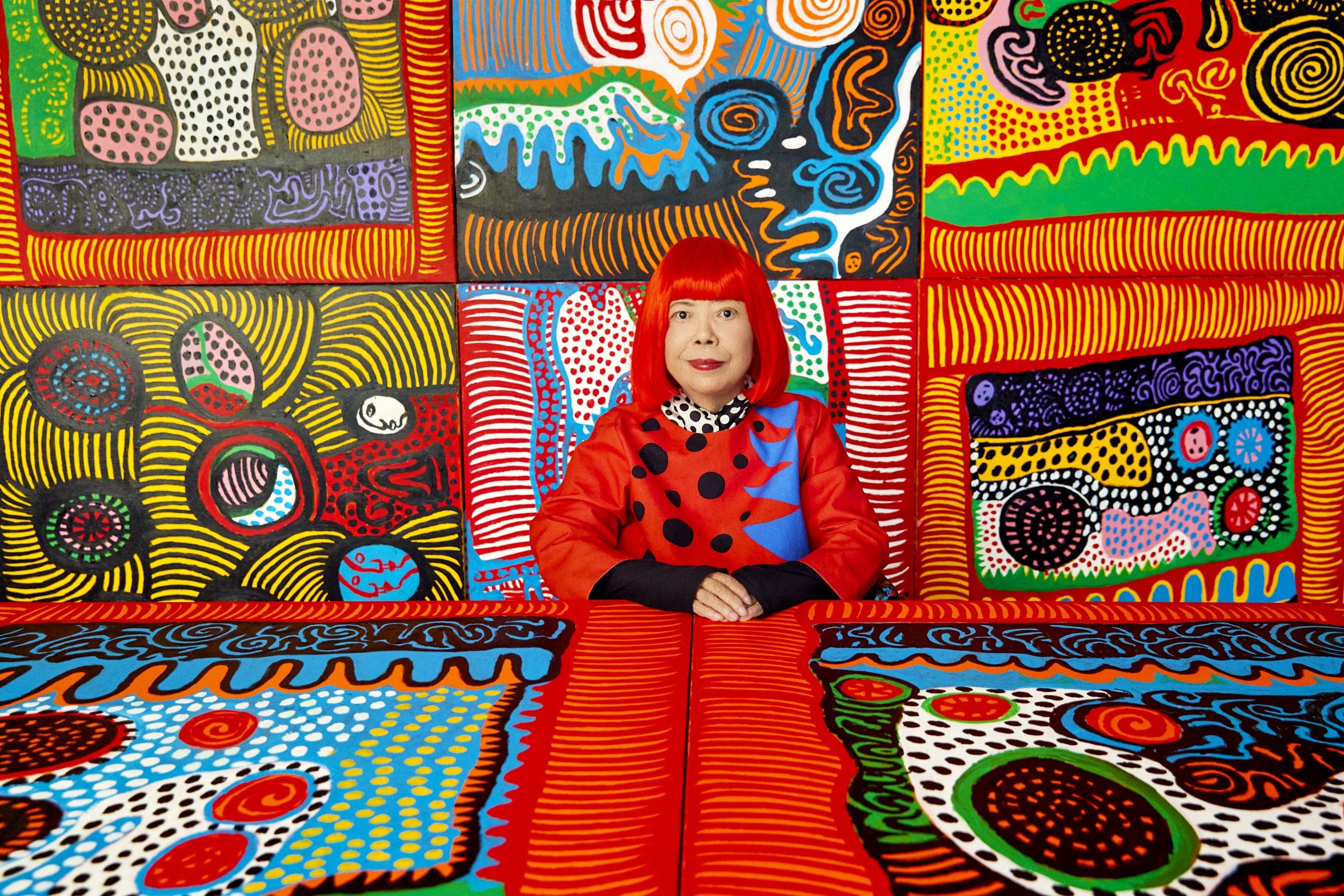 Yayoi Kusama, la artista japonesa que conquistó la vanguardia neoyorquina en los años sesenta y se reinventó décadas después como uno de los fenómenos culturales más convocantes del siglo XXI. Murió a los 97 años (Foto: Museo Guggenheim)
