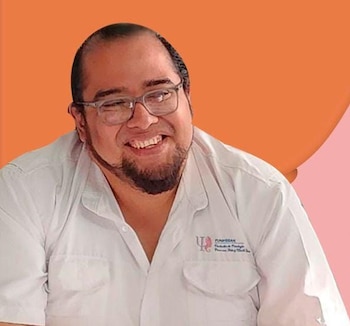 Carlos Regalado, Psicólogo de FUNPSISAN