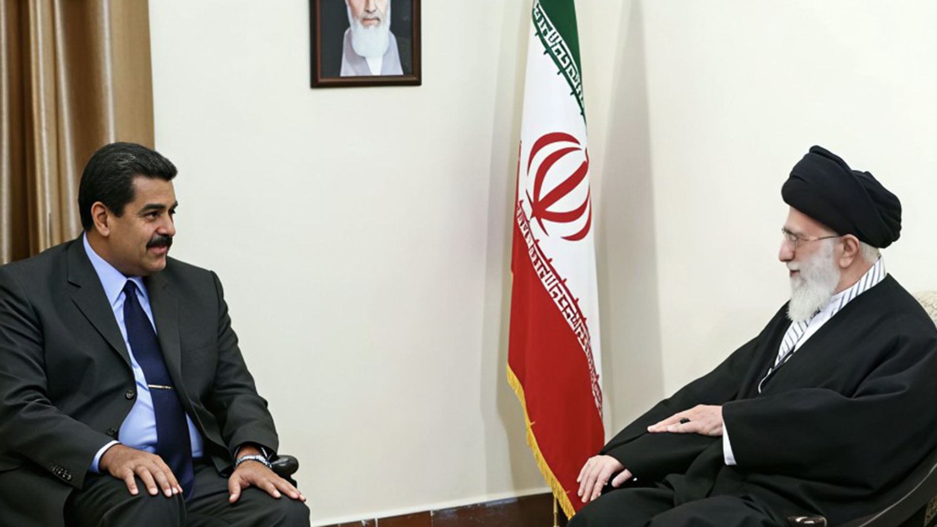 Nicolás Maduro estrechó profundos lazos con el régimen teocrático de Irán