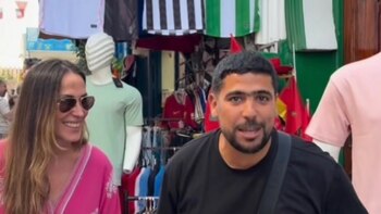 Las vacaciones de Malú en Marruecos: del vídeo viral con la camiseta del Betis a disfrutar de cada calle durante el parón de su gira