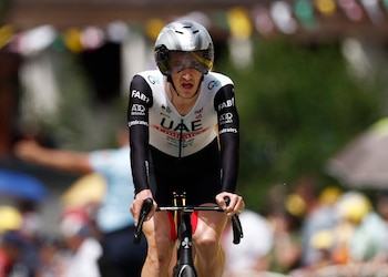 Mikkel Bjerg es uno de los corredores del UAE Emirates XRG-crédito Benoit Tessier/REUTERS