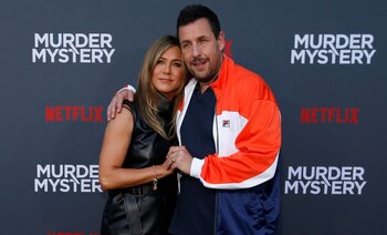 Sandler y Aniston mantienen una