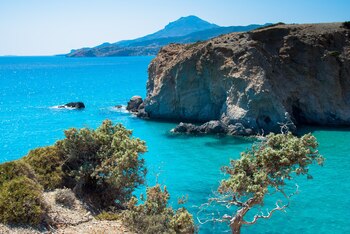 Playa de Tsigrado, Milos, Grecia