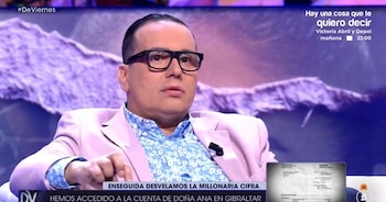 Señaló la existencia de cuentas millonarias y ventas de propiedades vinculadas al exalcalde