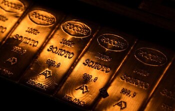 El oro es considerado como un activo de refugio de gran durabilidad (REUTERS/Alexander Manzyuk/Archivo)
