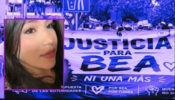 Mientras miles celebraban el inicio del torneo, los familiares exigían justicia por el feminicidio de la joven. (Especial)