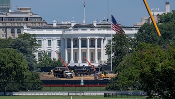 Mientras la guerra se estanca, Trump disfruta sus proyectos de renovación
