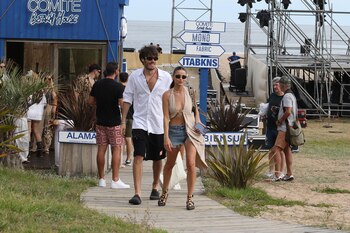 Vitto Saravia y Manu Desrets,