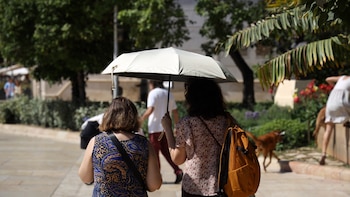 Más de 38 grados y tormentas de verano: la Aemet pone en alerta este sábado a buena parte de España