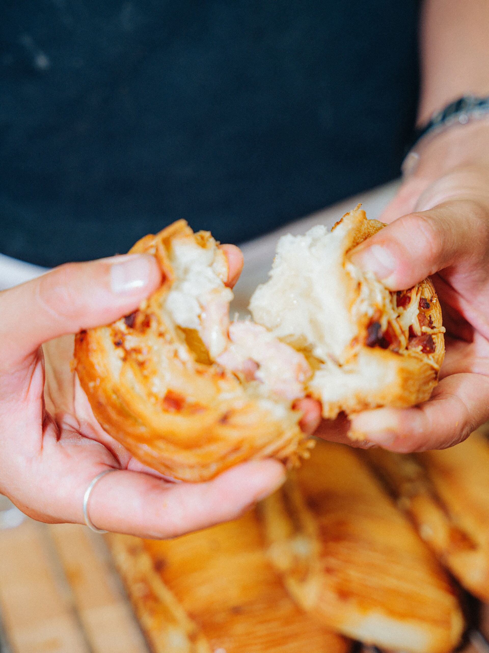 El paquete de preventa de Guillotine Bakery, disponible por USD 95 se realizará en la futura ubicación en 1711 West Chicago Avenue, brindando una experiencia anticipada a sus clientes (@guillotinebakery)