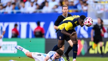 La característica del árbitro que puede perjudicar a la Argentina en el partido frente a Cabo Verde