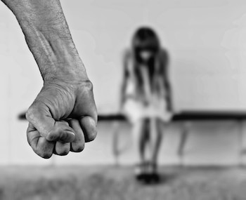 Fue capturado hombre que presuntamente abusaba carnalmente a mujeres que eran engañadas a través de falsas promesas laborales.
Foto archivo Infobae