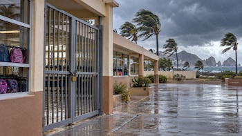 Ante el avance del Huracán Polo, suspenden clases en Los Cabos: así afectará el fenómeno este lunes 28 y martes 29 de septiembre