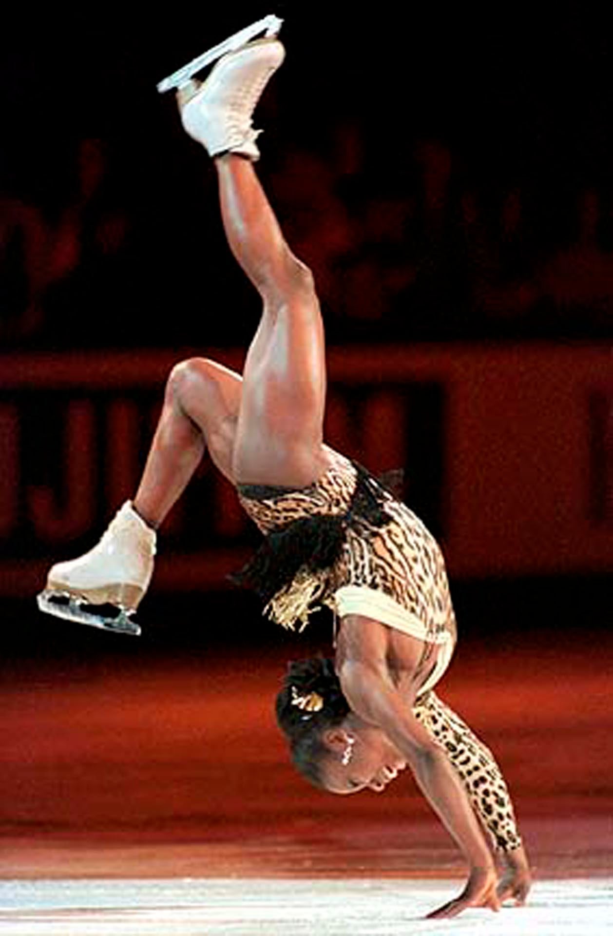 La patinadora francesa acumuló títulos nacionales y europeos, revolucionando el patinaje artístico femenino con saltos de gran dificultad (Flickr)