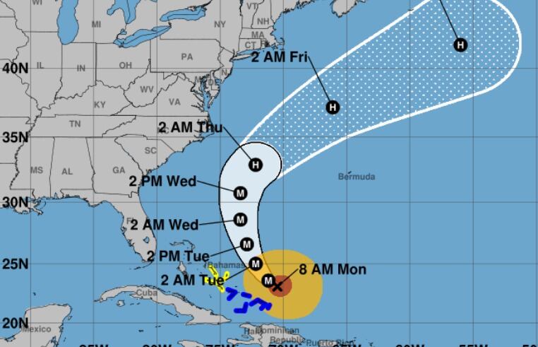 Aunque no tocará tierra en Estados Unidos, el huracán Erin provocará estragos en toda la costa este del país. (National Hurricane Center)