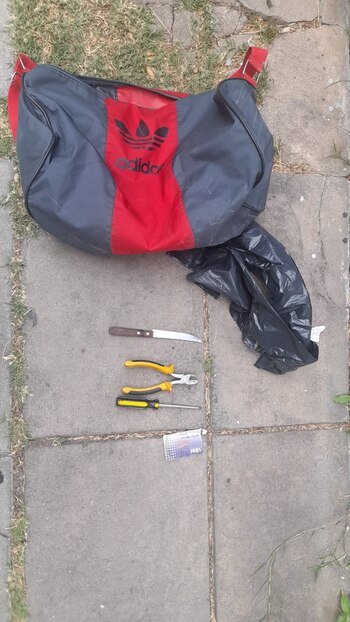 Las pertenencias de Alex Carranza,