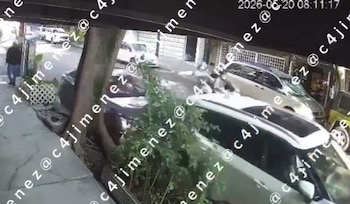El hombre, identificado como Brayan, fue asesinado cuando viajaba en un automóvil de lujo. (Impresión de pantalla video)