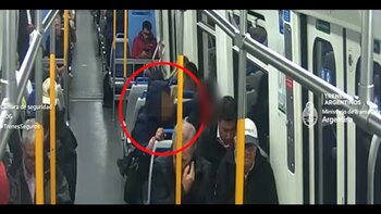 Video: un hombre abusó de