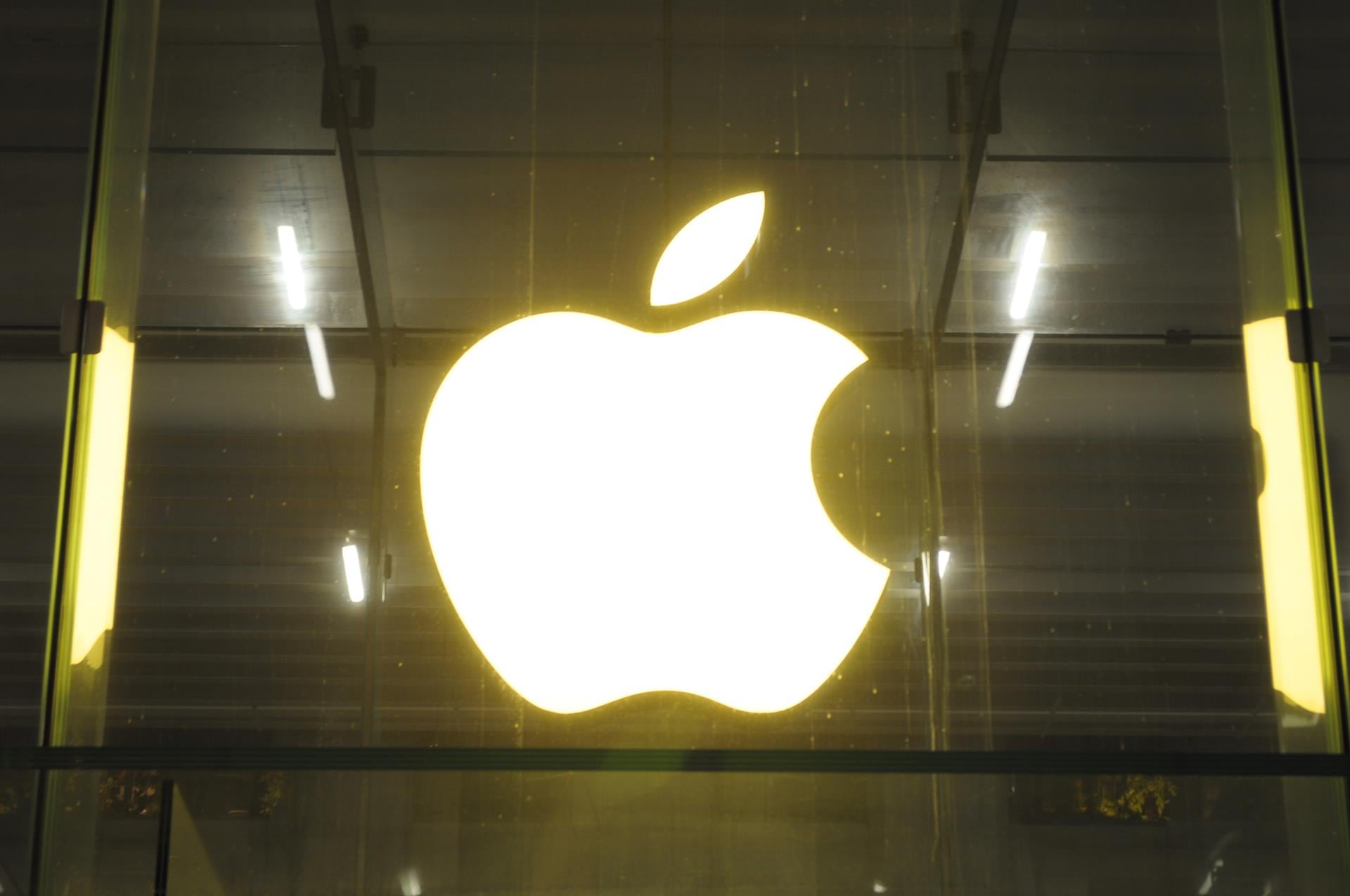 El retraso de la pantalla inteligente pone en evidencia la importancia que Apple otorga al desarrollo de su inteligencia artificial. (Europa Press)