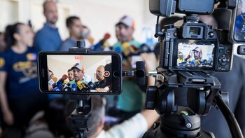 Liberan a la periodista Carmela