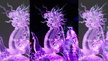 Escultura de un dragón del