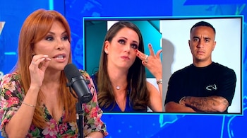 Magaly Medina, de cabello rojizo, habla en un micrófono en primer plano. Detrás, en una pantalla, se ven imágenes de Melissa Klug con ojos llorosos y Jesús Barco serio.