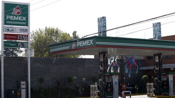 Los precios de la gasolina se actualizan constantemente, lo mejor es saber su valor y conocer en dónde puedes comprarla más barato (Cuartoscuro)