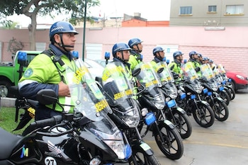 El proceso incluye cuatro perfiles orientados a tareas operativas y atención de emergencias.