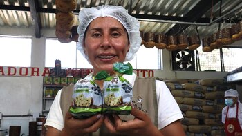 La historia de Cinthya narra