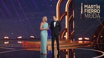 Comenzó la alfombra roja de los Premios Martín Fierro de la Moda