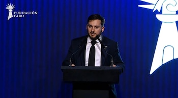 Felipe Nuñez pronuncia un discurso