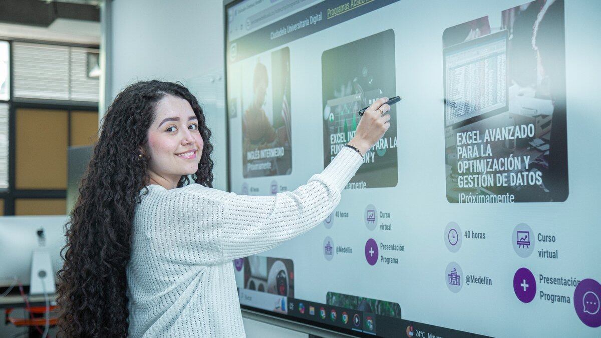 Fondos Sapiencia ofrecerán 642 cupos para estudiantes de pregrado, posgrado y formación avanzada - crédito Alcaldía de Medellín
