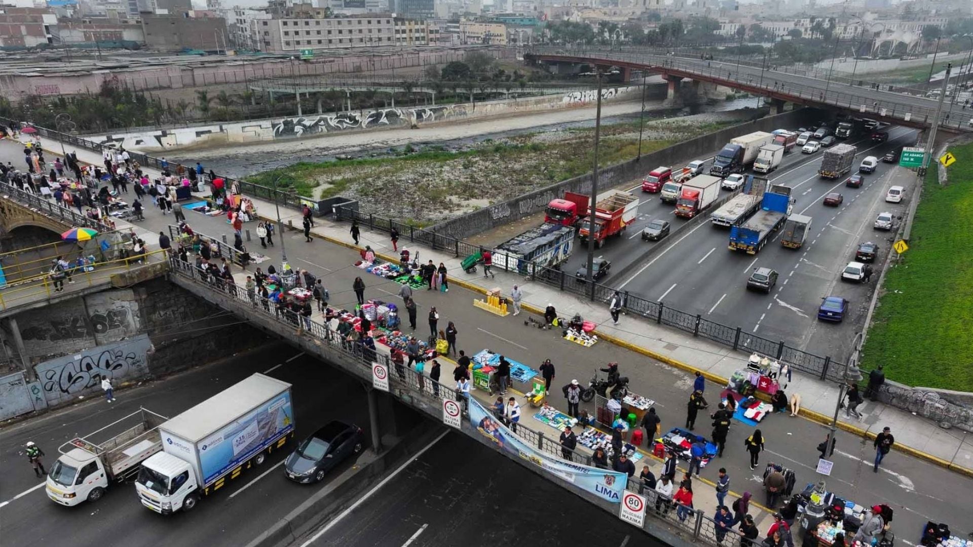 El gremio reportó 118 ataques vinculados con extorsiones contra el sector entre enero y agosto de este año, además de recientes atentados contra unidades de transporte - Créditos: Andina.