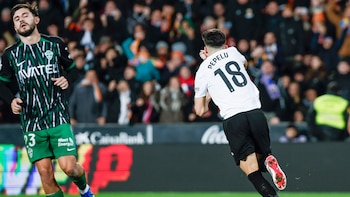 1-1. Pepelu, de penalti, salva